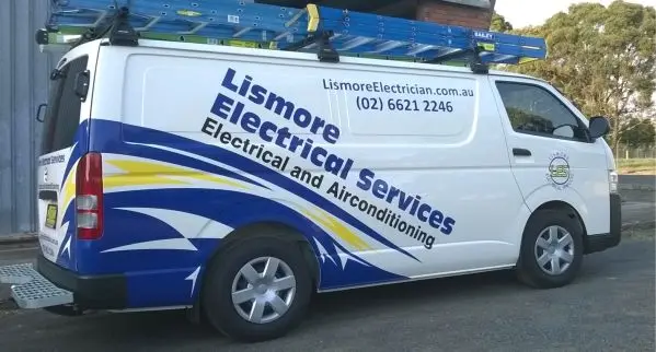 Commercial vehicle signage